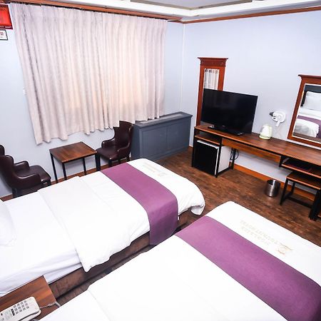 Noblesse Tourist Hotel Seoel Buitenkant foto