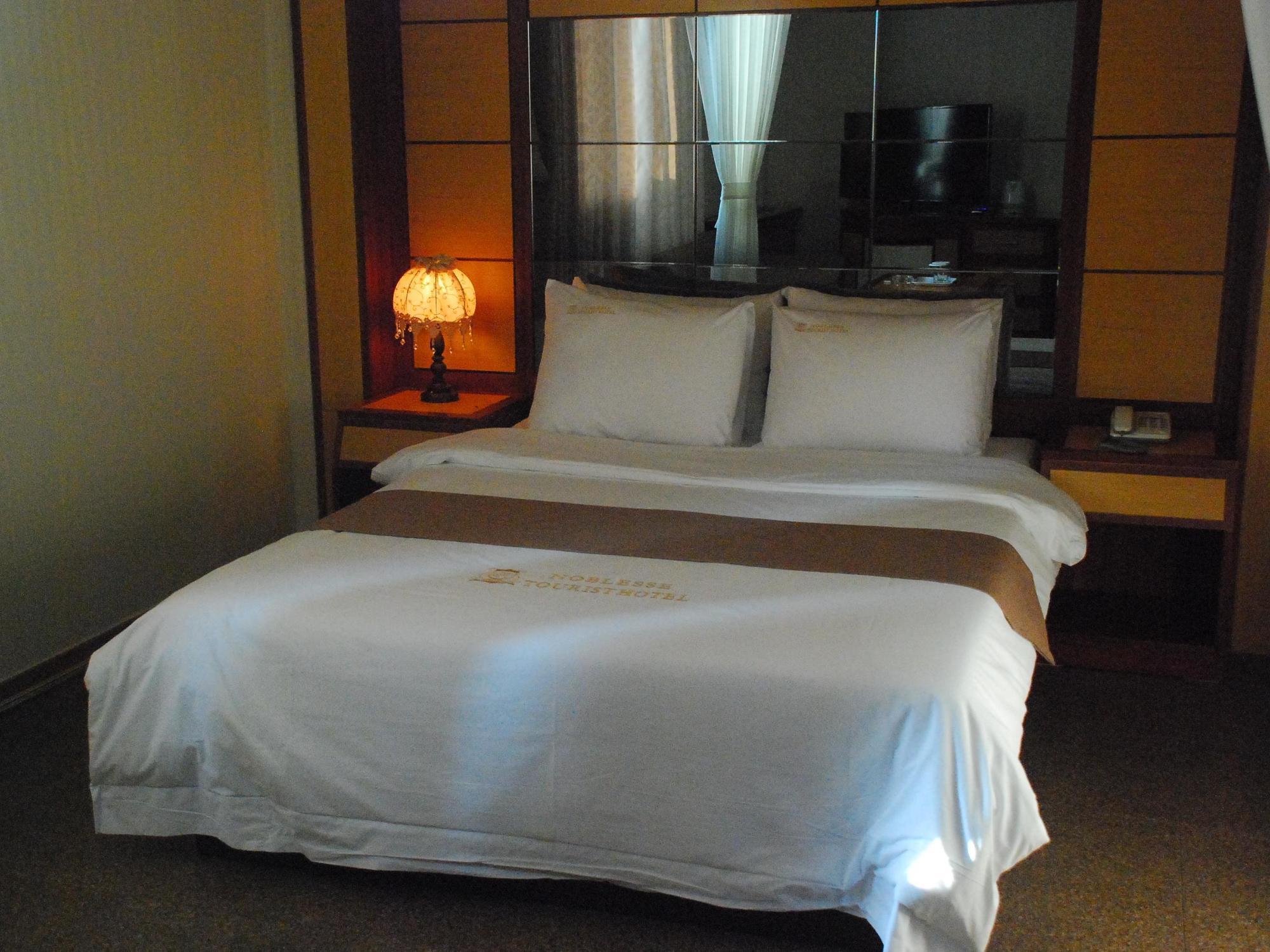 Noblesse Tourist Hotel Seoel Buitenkant foto