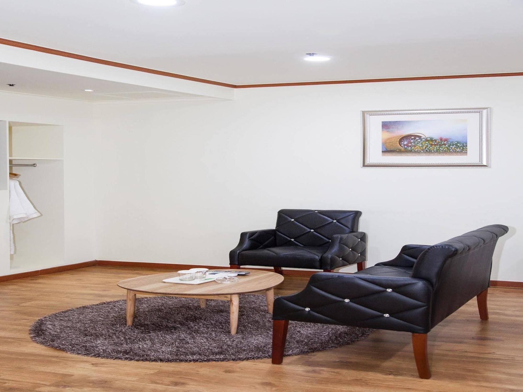 Noblesse Tourist Hotel Seoel Buitenkant foto